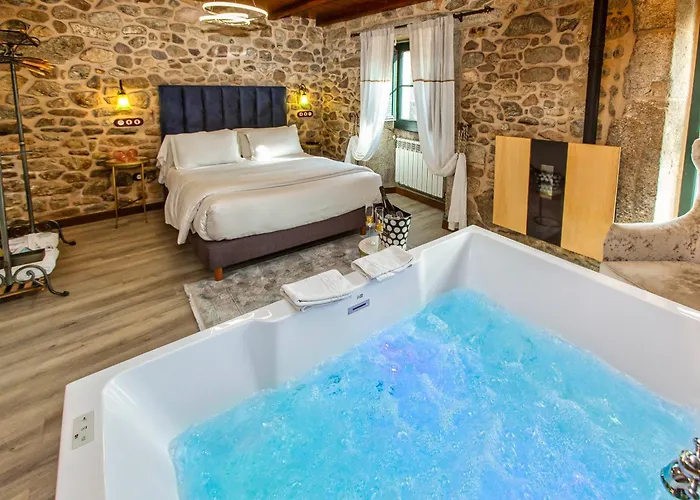 Casa De Lema Boutique *