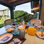 Casa De Lema Boutique Casa rural *