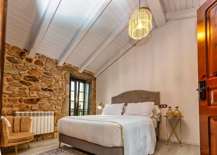 Casa De Lema Boutique *